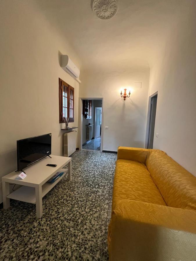 Apartment Dalla Mirella Florenţa Exterior foto